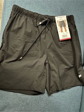 Fabletics Men’s Black active Hybrids with Drawcord